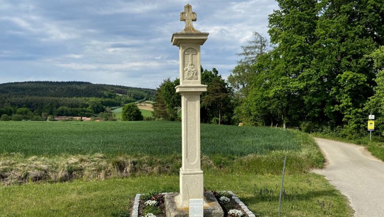Urlauberkreuz mit Blick auf Bösendürnbach, © Weinstraße Weinviertel
