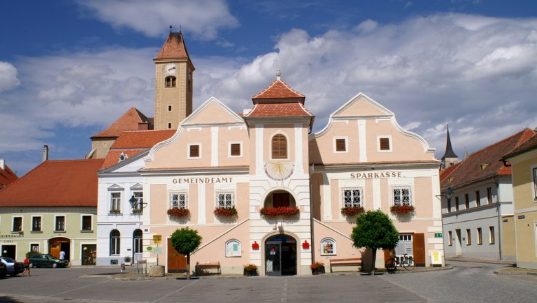 Rathaus Pulkau, © Astrid Bartl