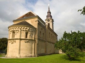 Romanische Kirche in Sch&ouml;ngrabern, &copy; Weinstra&szlig;e Weinviertel West