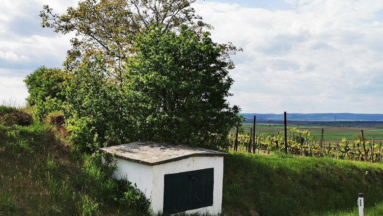 Brunnenhäuserl Pernersdorf, © Weinstraße Weinviertel