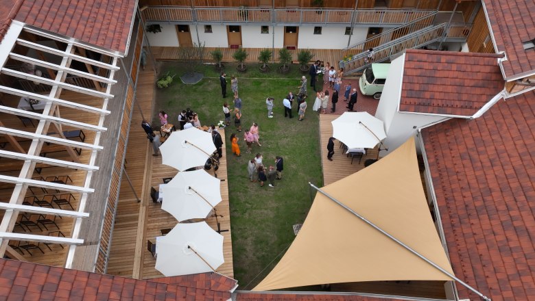 Wunderbares Ambiente im Innenhof, © Felix Korfmann