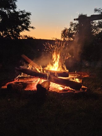 Lagerfeuerromantik - Weingut Norbert Bauer, &copy; Norbert Bauer