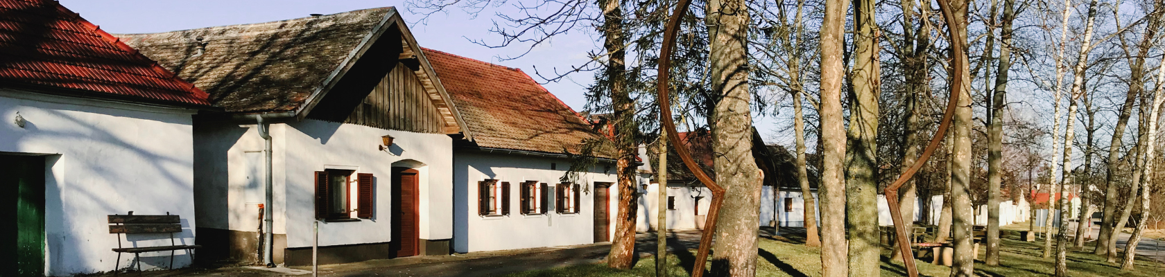 Kellergasse Schöngrabern, © Weinstraße Weinviertel/K.Gössl