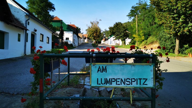 Kellergasse Lumpenspitz, © Weinstraße Weinviertel